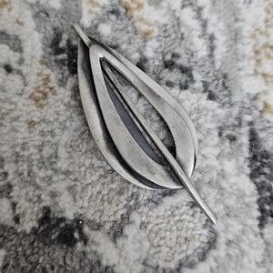 Corocraft leaf brooch